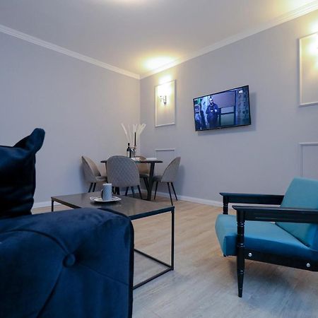 Heart Of Nis Apartment Bagian luar foto