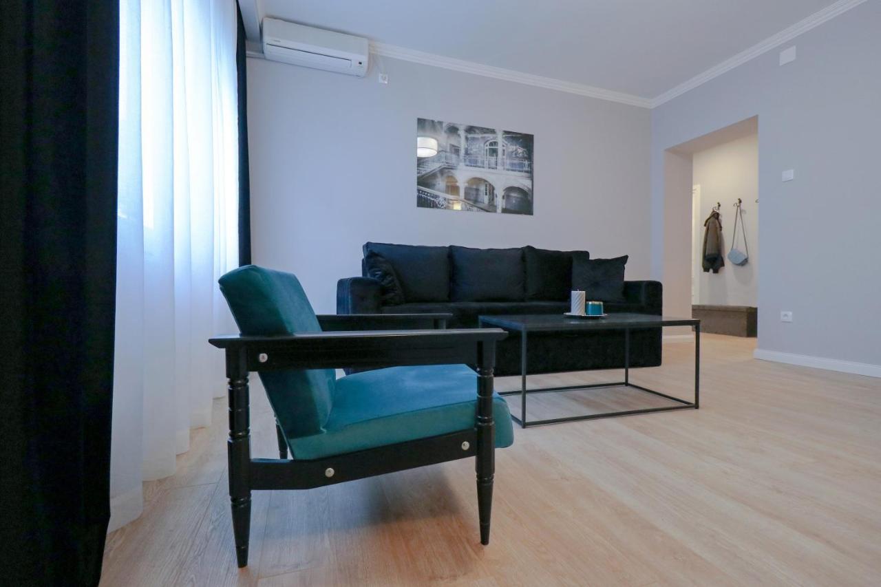 Heart Of Nis Apartment Bagian luar foto